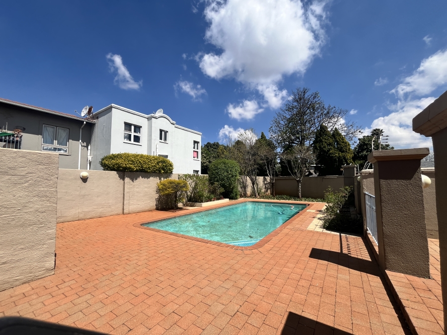 2 Bedroom Property for Sale in Montgomery Park Gauteng