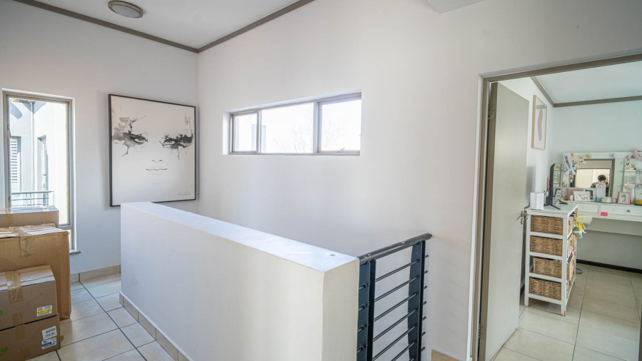To Let 3 Bedroom Property for Rent in Fourways Gauteng