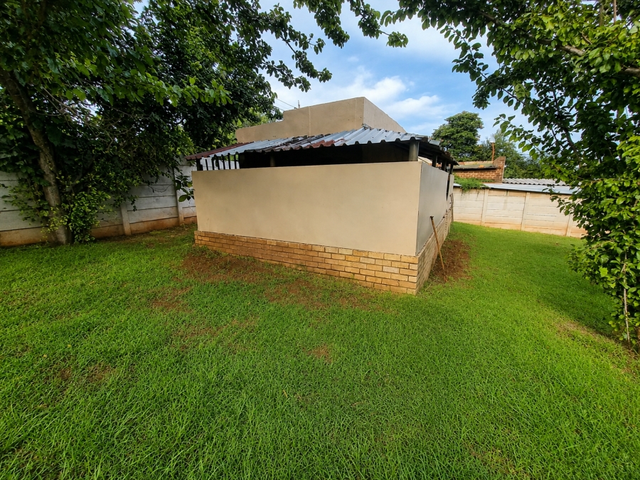 12 Bedroom Property for Sale in Florida Gauteng