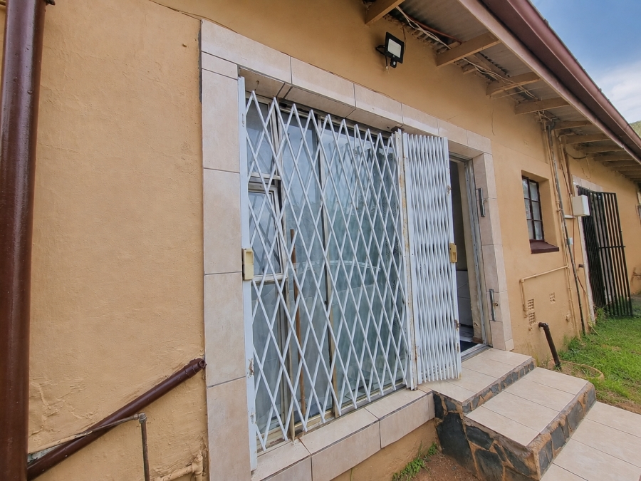 12 Bedroom Property for Sale in Florida Gauteng