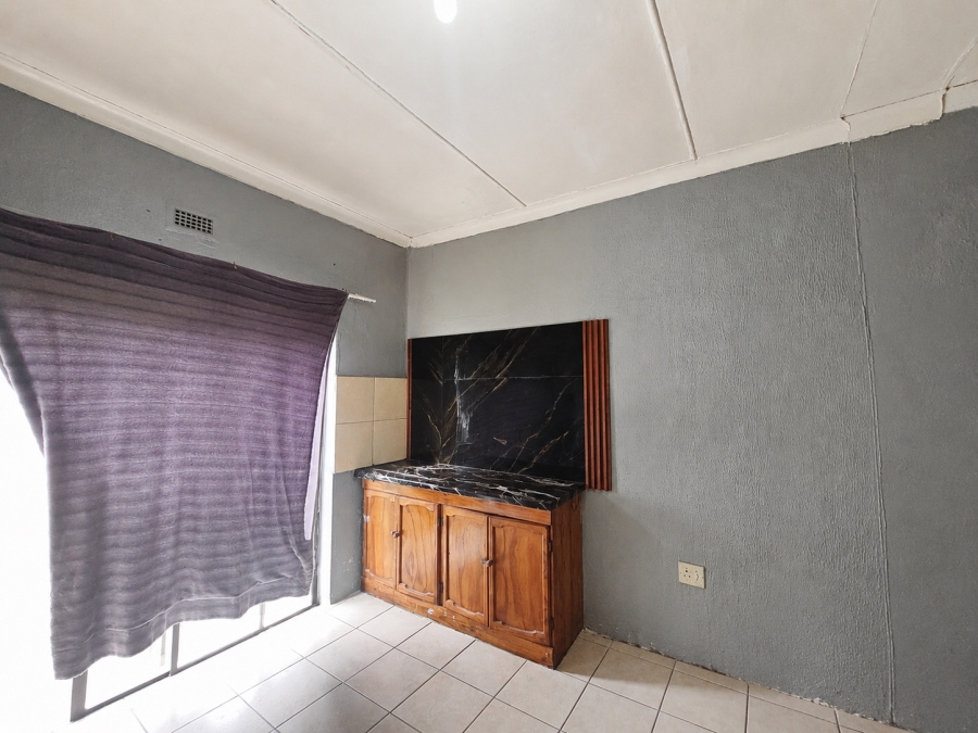12 Bedroom Property for Sale in Florida Gauteng