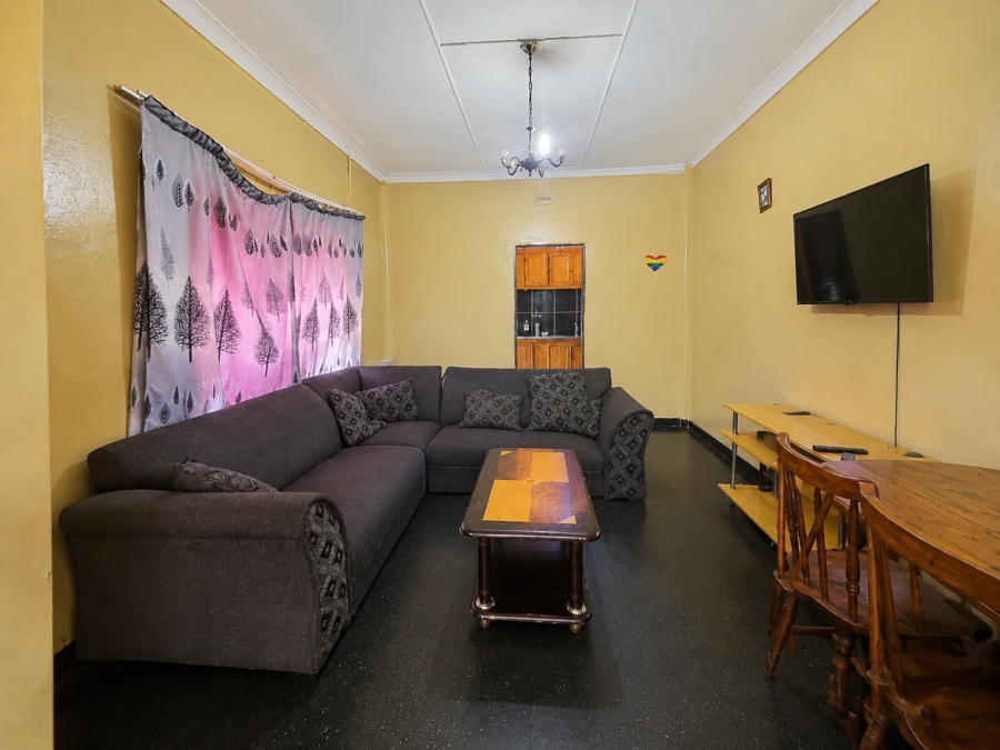 12 Bedroom Property for Sale in Florida Gauteng