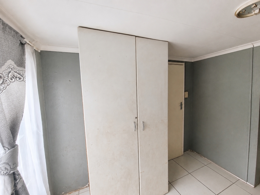 12 Bedroom Property for Sale in Florida Gauteng