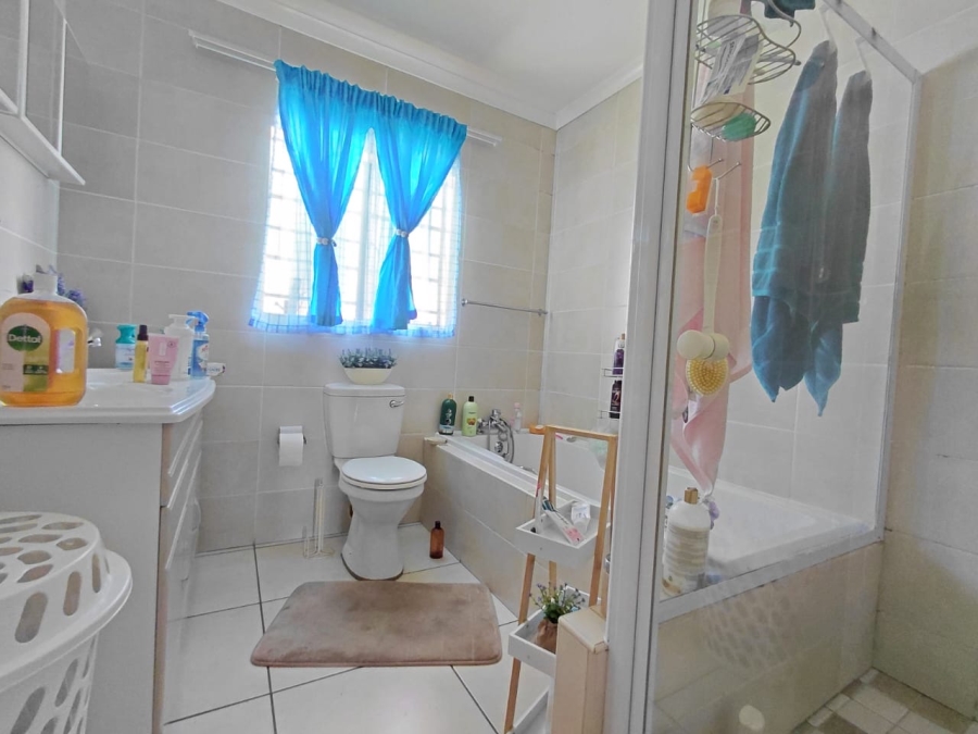 To Let 3 Bedroom Property for Rent in Riversdale Gauteng