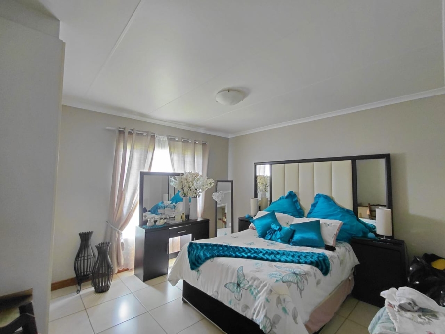 To Let 3 Bedroom Property for Rent in Riversdale Gauteng