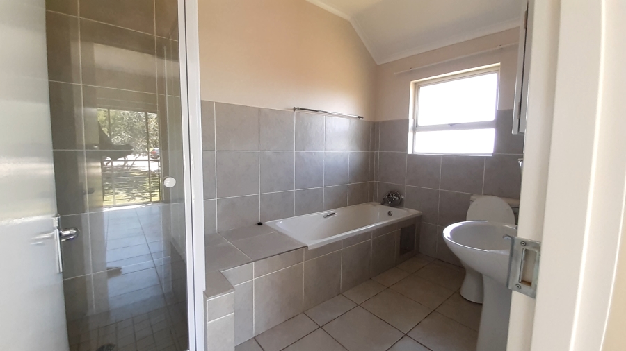 To Let 2 Bedroom Property for Rent in Meyersdal Gauteng