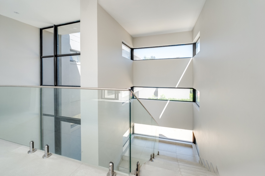 5 Bedroom Property for Sale in Bryanston Gauteng