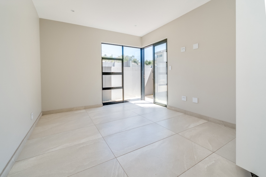 5 Bedroom Property for Sale in Bryanston Gauteng