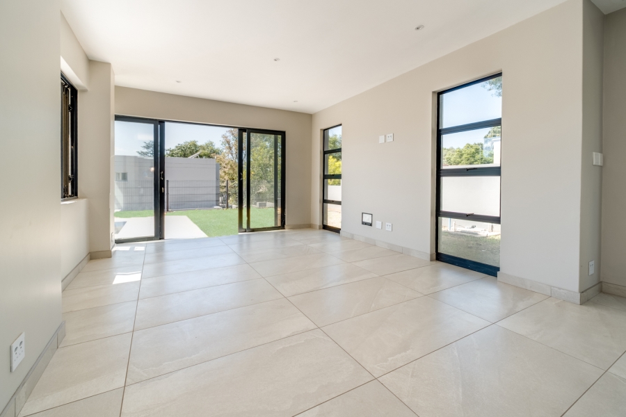 5 Bedroom Property for Sale in Bryanston Gauteng