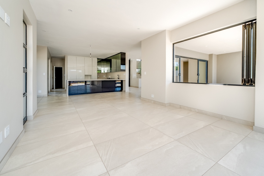 5 Bedroom Property for Sale in Bryanston Gauteng