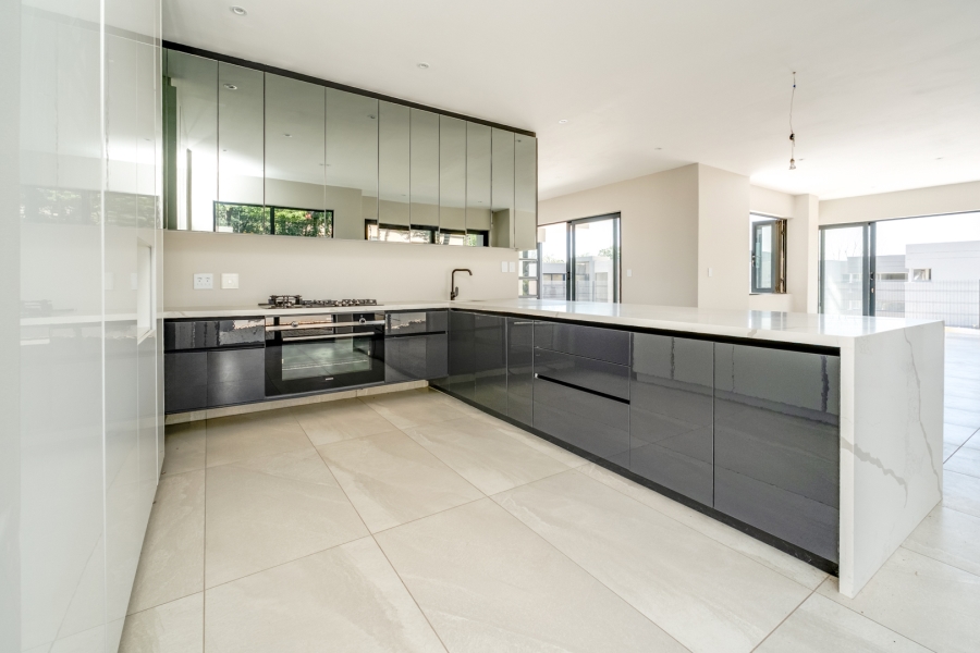 5 Bedroom Property for Sale in Bryanston Gauteng