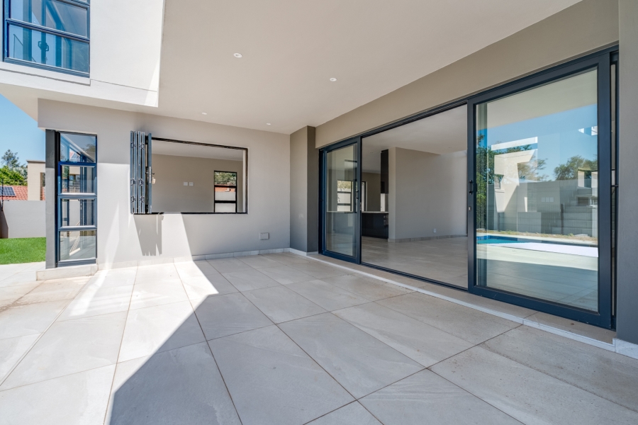 5 Bedroom Property for Sale in Bryanston Gauteng