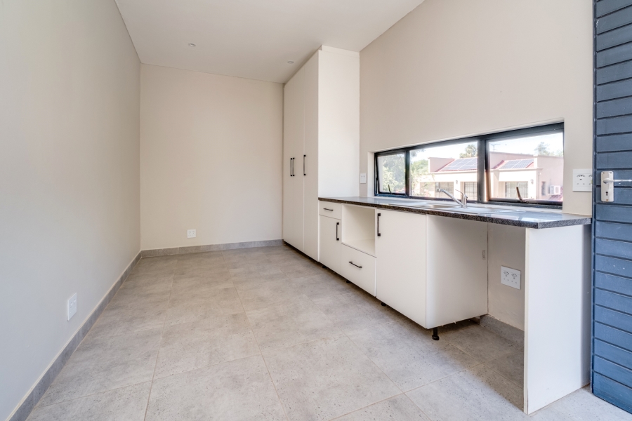 5 Bedroom Property for Sale in Bryanston Gauteng