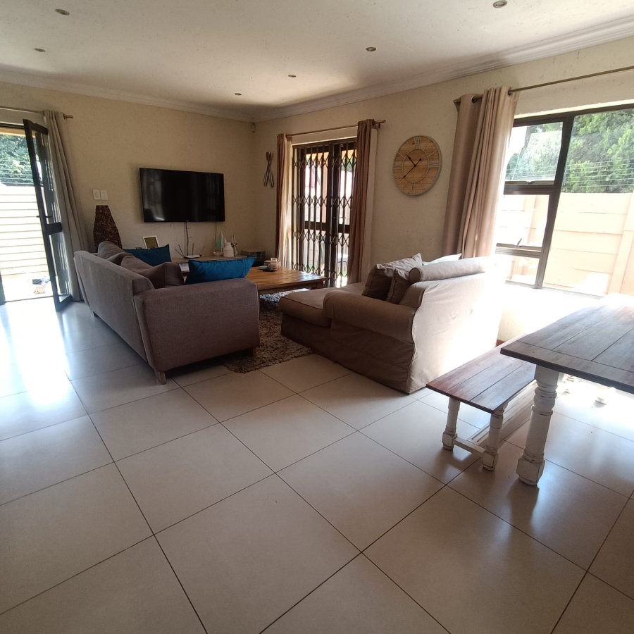 3 Bedroom Property for Sale in Linden Gauteng
