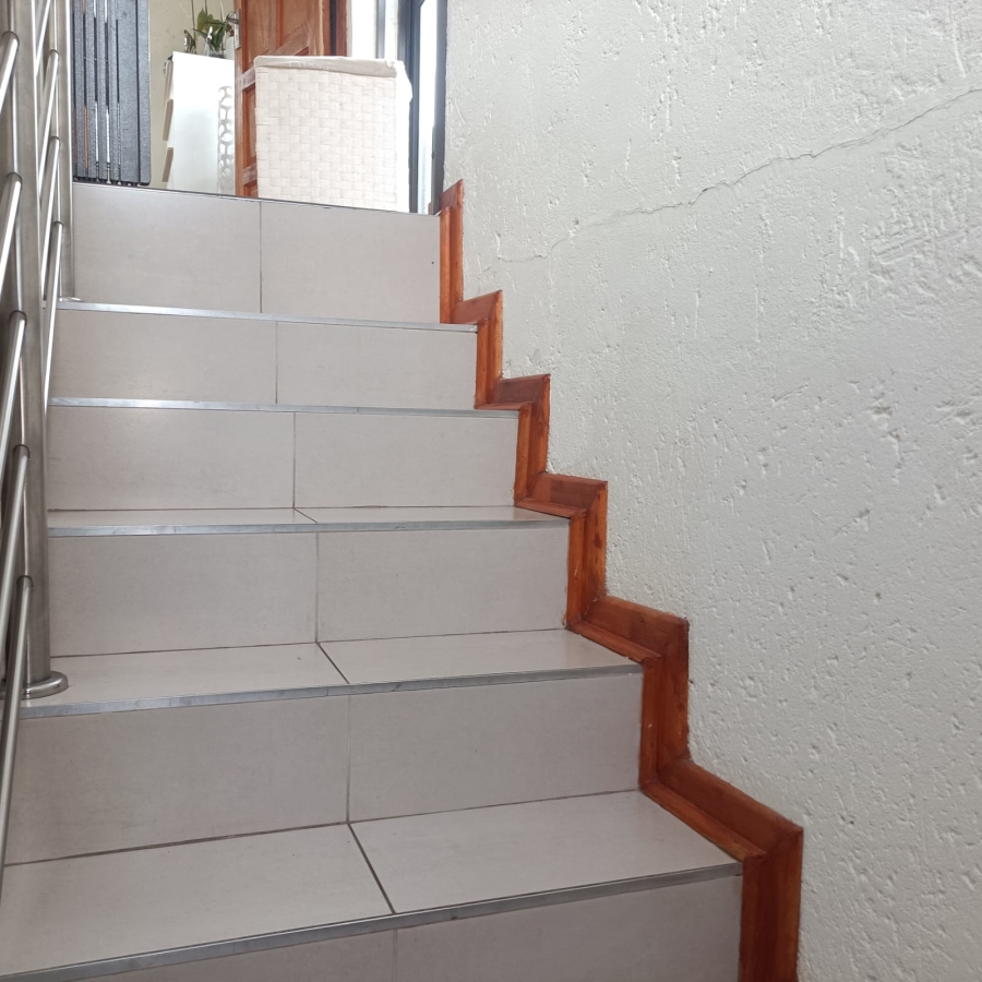 3 Bedroom Property for Sale in Linden Gauteng