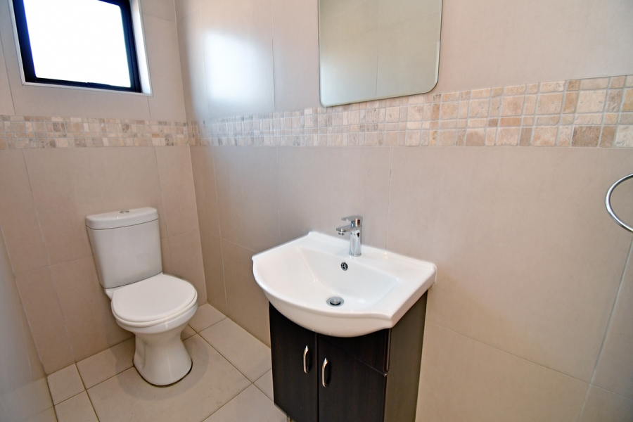3 Bedroom Property for Sale in Linden Gauteng
