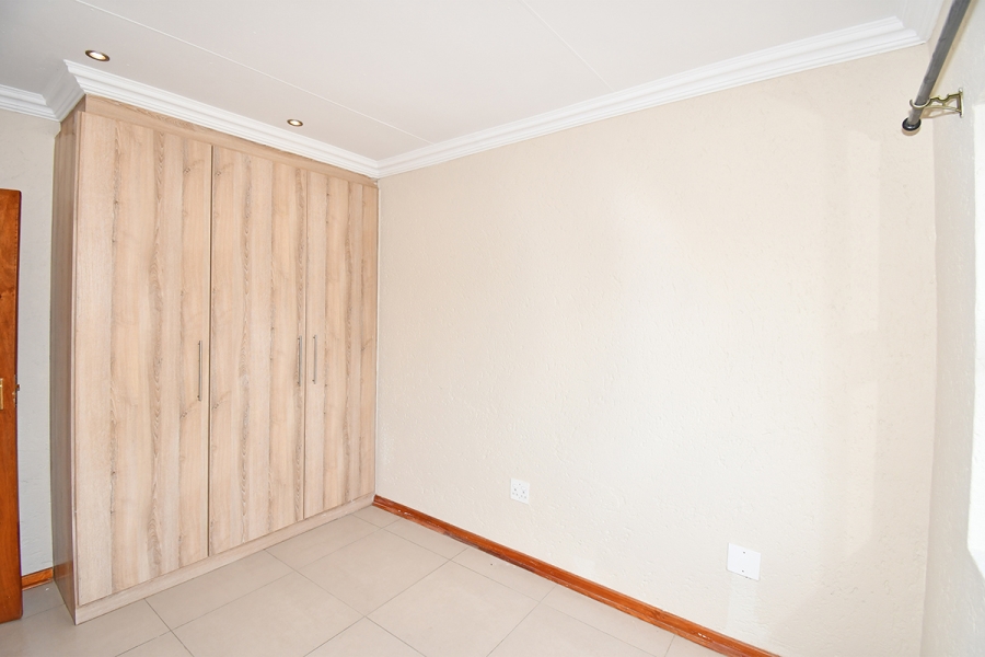 3 Bedroom Property for Sale in Linden Gauteng