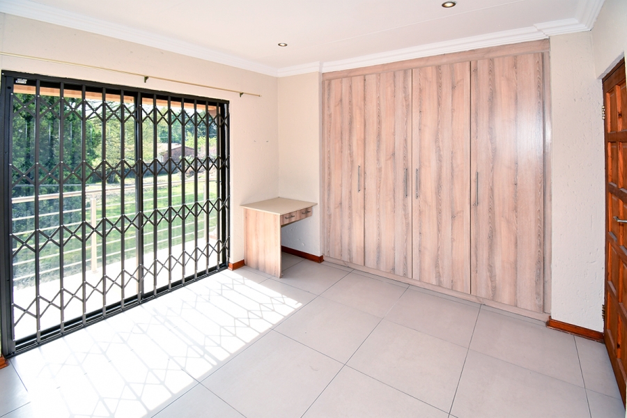 3 Bedroom Property for Sale in Linden Gauteng