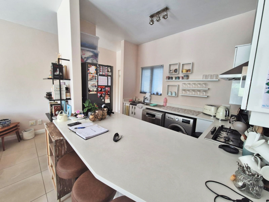 2 Bedroom Property for Sale in Parktown North Gauteng