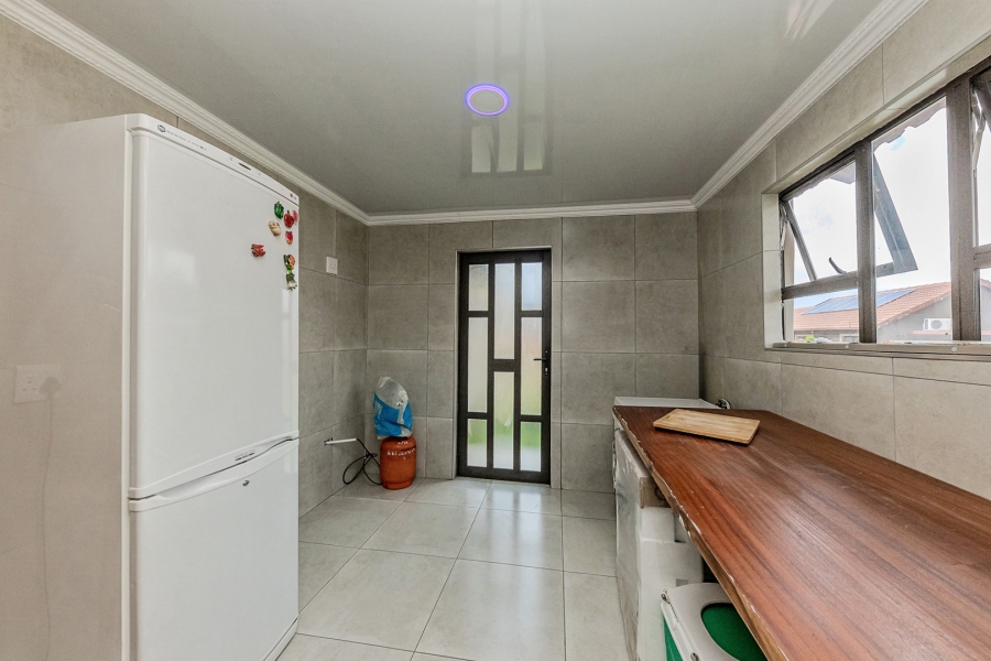 5 Bedroom Property for Sale in Groblerpark Gauteng