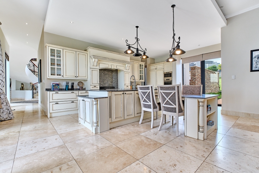 5 Bedroom Property for Sale in Blue Hills Equestrian Estate Gauteng