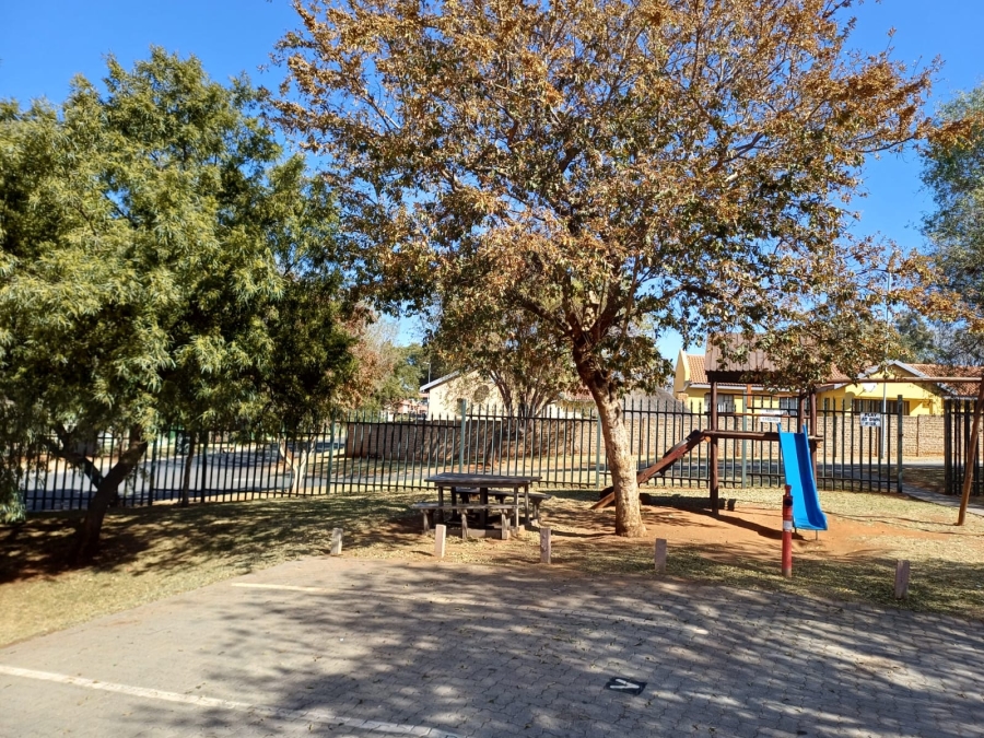 To Let 2 Bedroom Property for Rent in Albemarle Gauteng