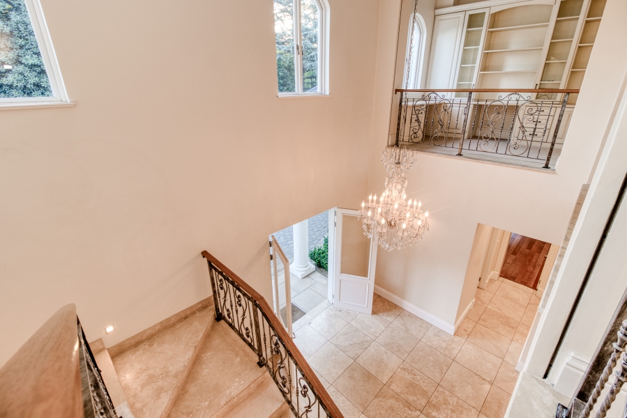 5 Bedroom Property for Sale in Hurlingham Gauteng