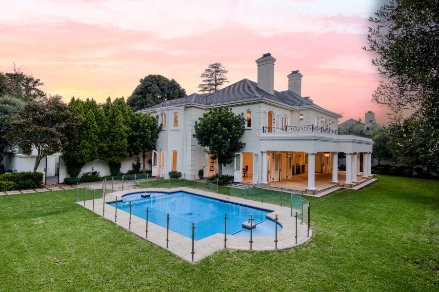 5 Bedroom Property for Sale in Hurlingham Gauteng