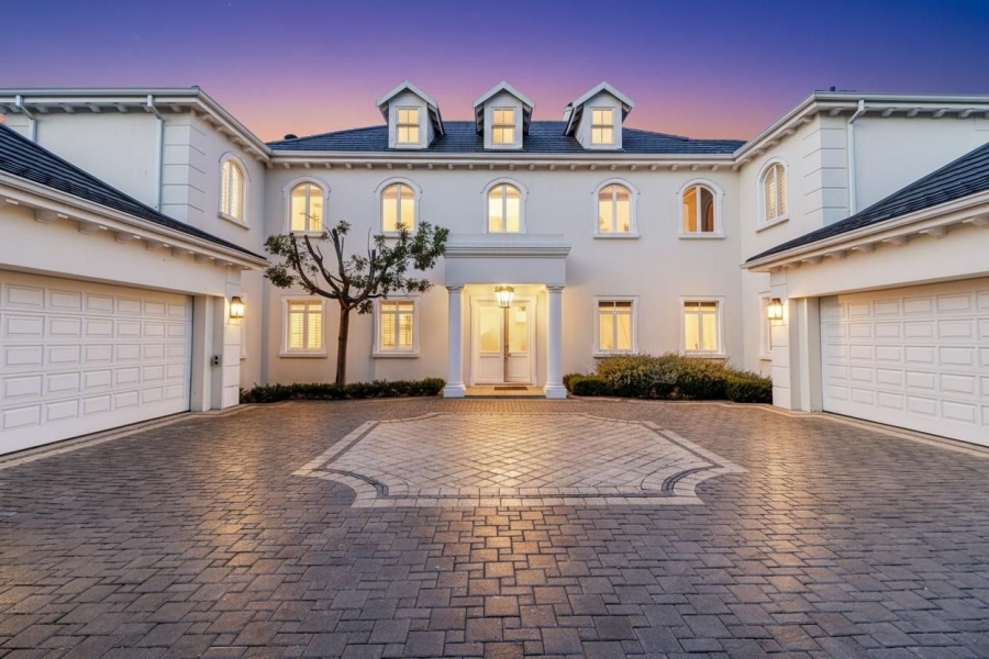 5 Bedroom Property for Sale in Hurlingham Gauteng