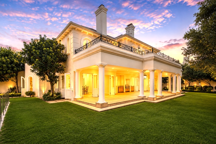 5 Bedroom Property for Sale in Hurlingham Gauteng