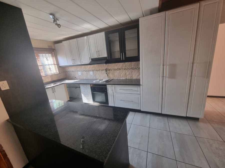 3 Bedroom Property for Sale in Liefde en Vrede Gauteng