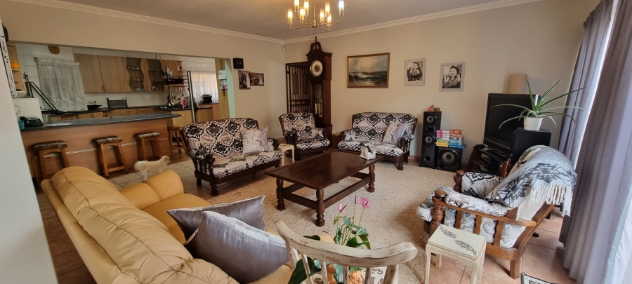 8 Bedroom Property for Sale in Sunward Park Gauteng
