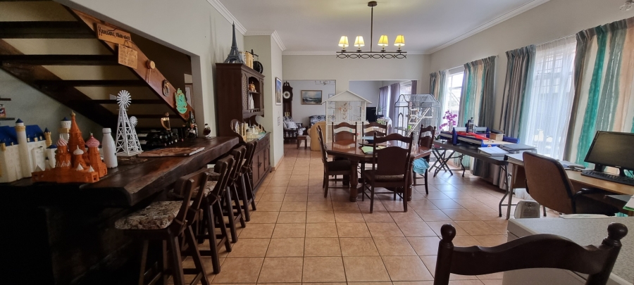 8 Bedroom Property for Sale in Sunward Park Gauteng