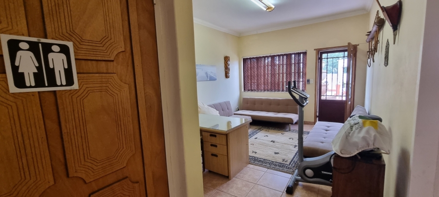 8 Bedroom Property for Sale in Sunward Park Gauteng