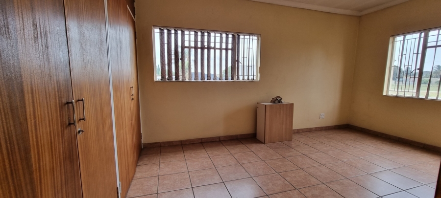 8 Bedroom Property for Sale in Sunward Park Gauteng