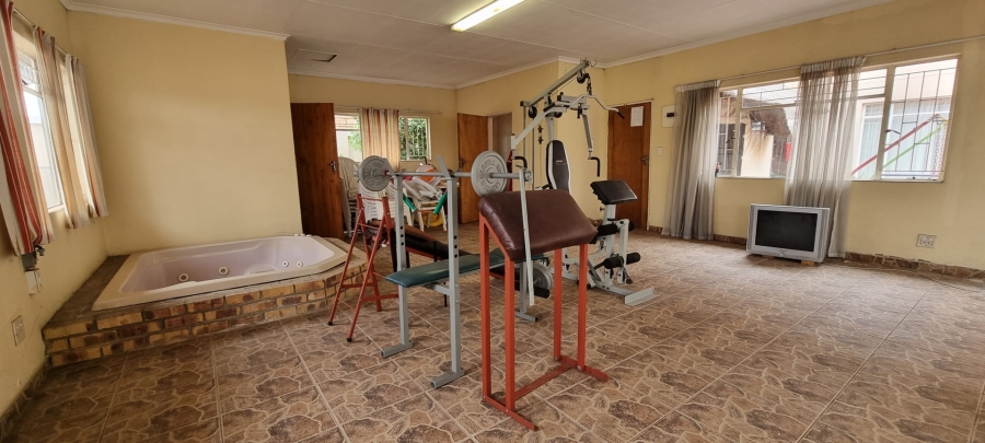 8 Bedroom Property for Sale in Sunward Park Gauteng