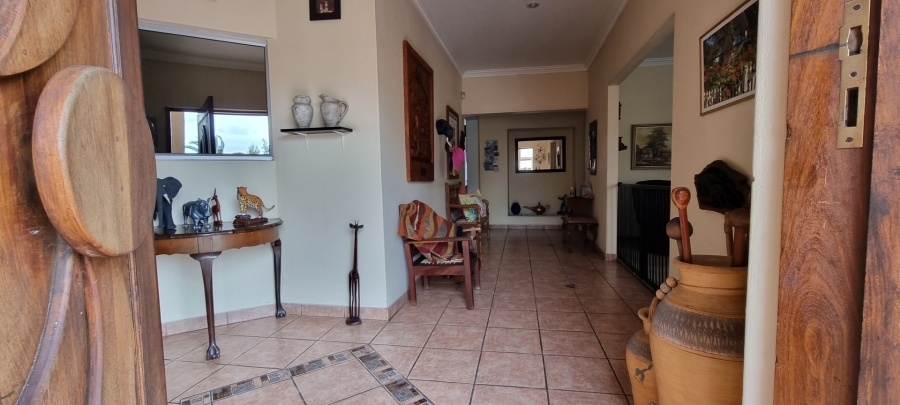 8 Bedroom Property for Sale in Sunward Park Gauteng