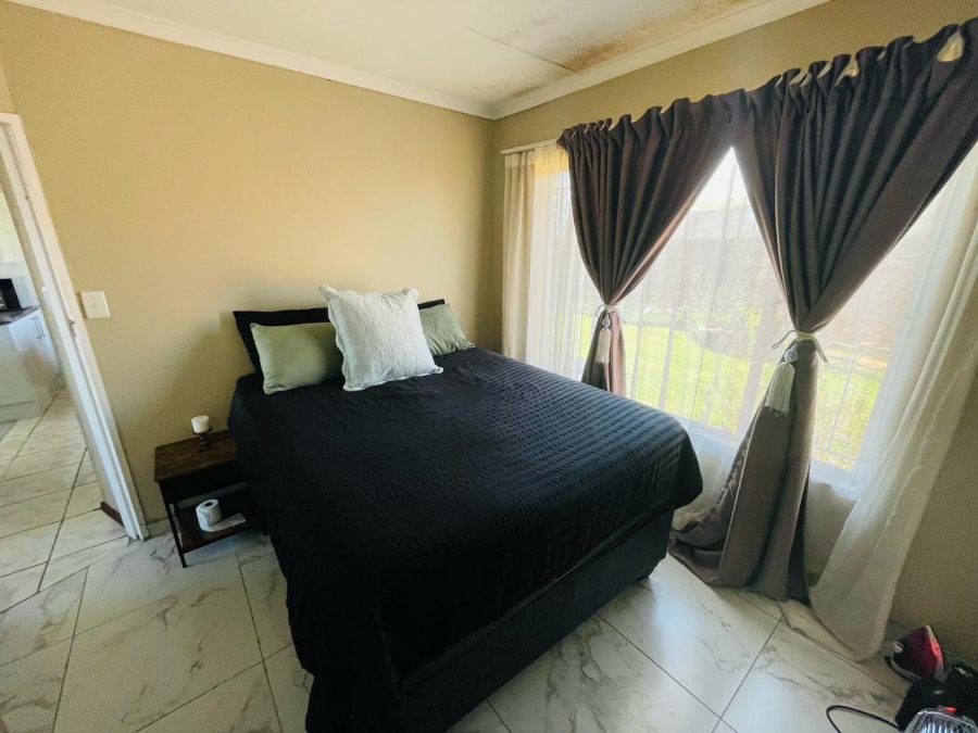 To Let 2 Bedroom Property for Rent in Norkem Park Gauteng
