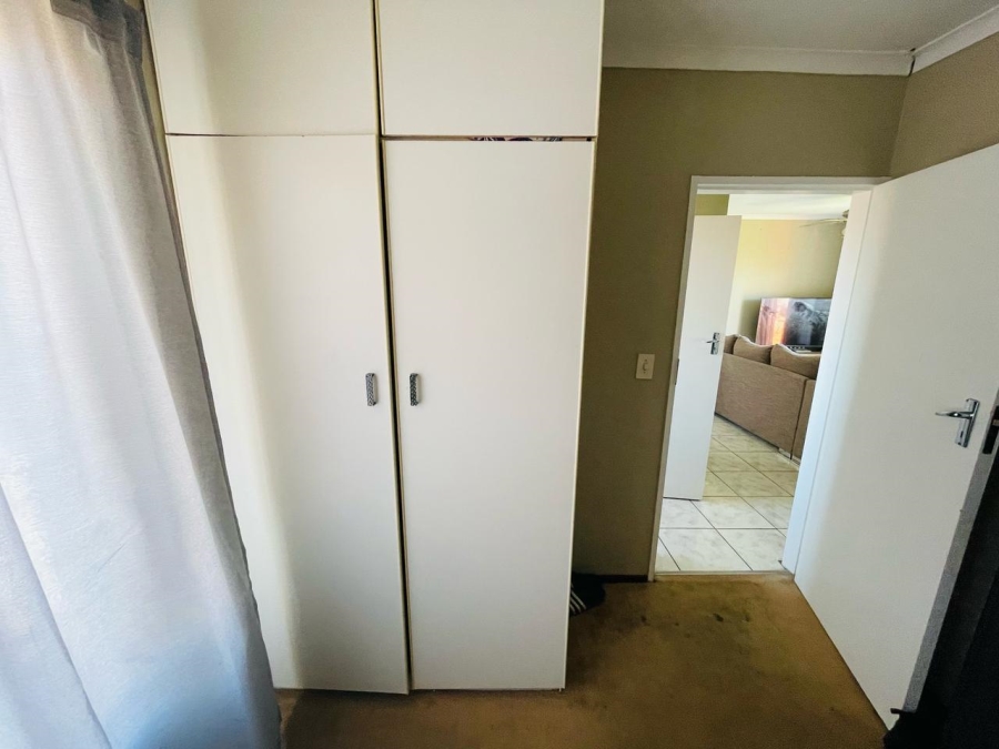 To Let 2 Bedroom Property for Rent in Norkem Park Gauteng