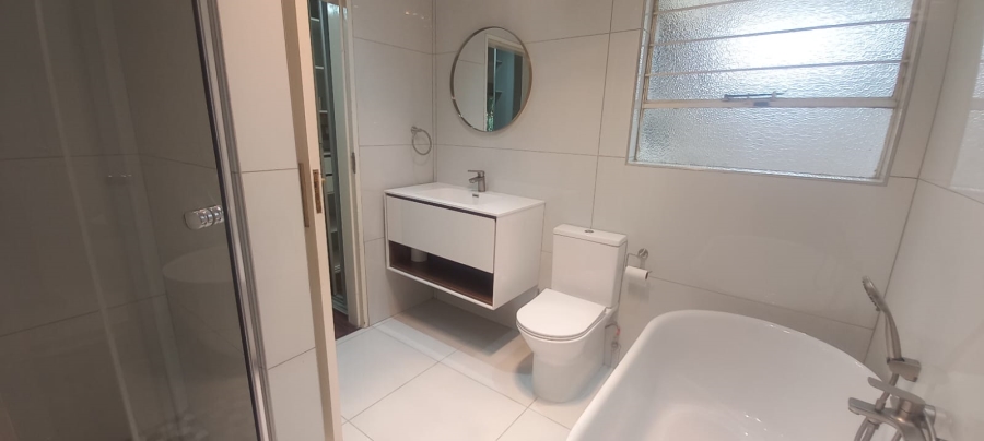 To Let 5 Bedroom Property for Rent in Ferndale Gauteng