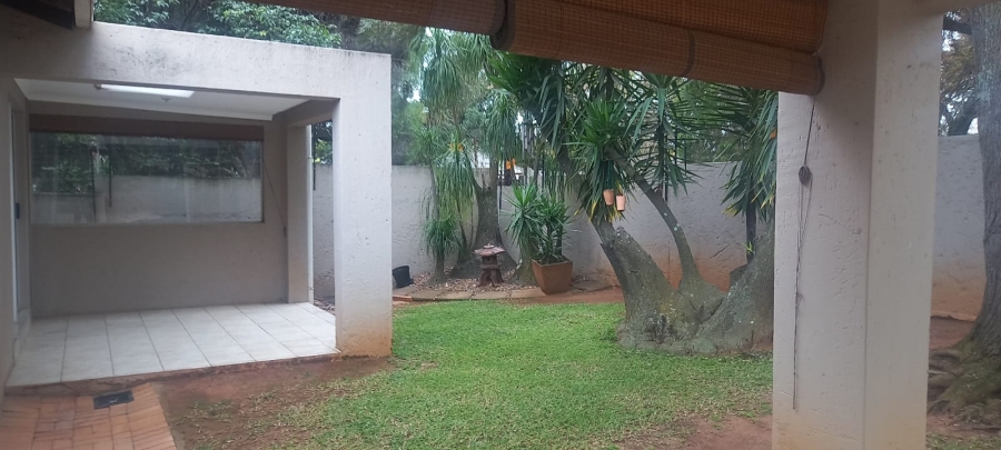 To Let 5 Bedroom Property for Rent in Ferndale Gauteng