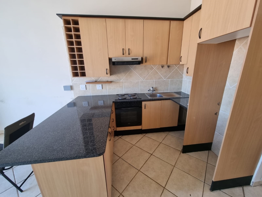 1 Bedroom Property for Sale in Mulbarton Gauteng