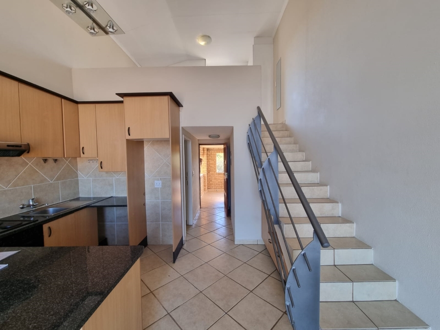 1 Bedroom Property for Sale in Mulbarton Gauteng