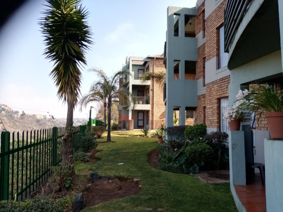 2 Bedroom Property for Sale in Bassonia Gauteng
