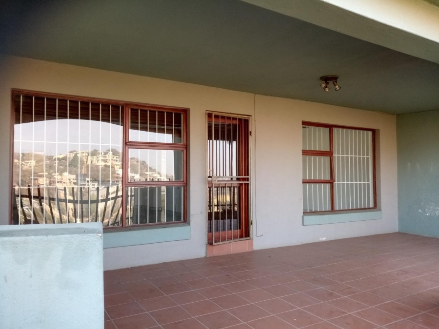 2 Bedroom Property for Sale in Bassonia Gauteng