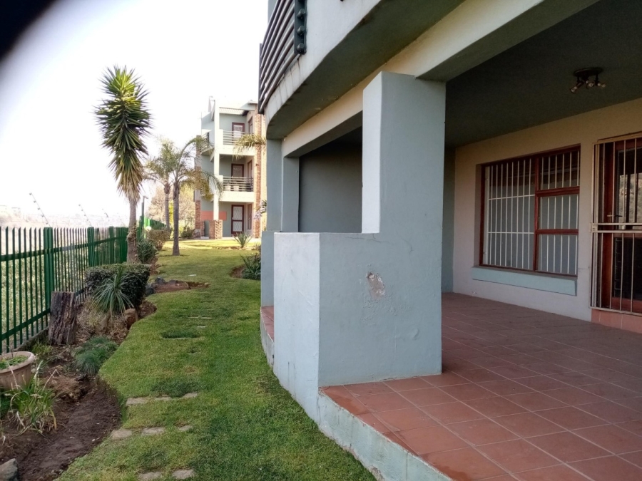 2 Bedroom Property for Sale in Bassonia Gauteng