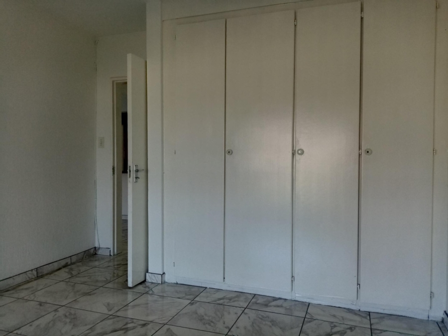 2 Bedroom Property for Sale in Bassonia Gauteng