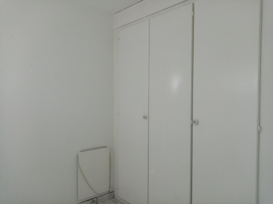 2 Bedroom Property for Sale in Bassonia Gauteng