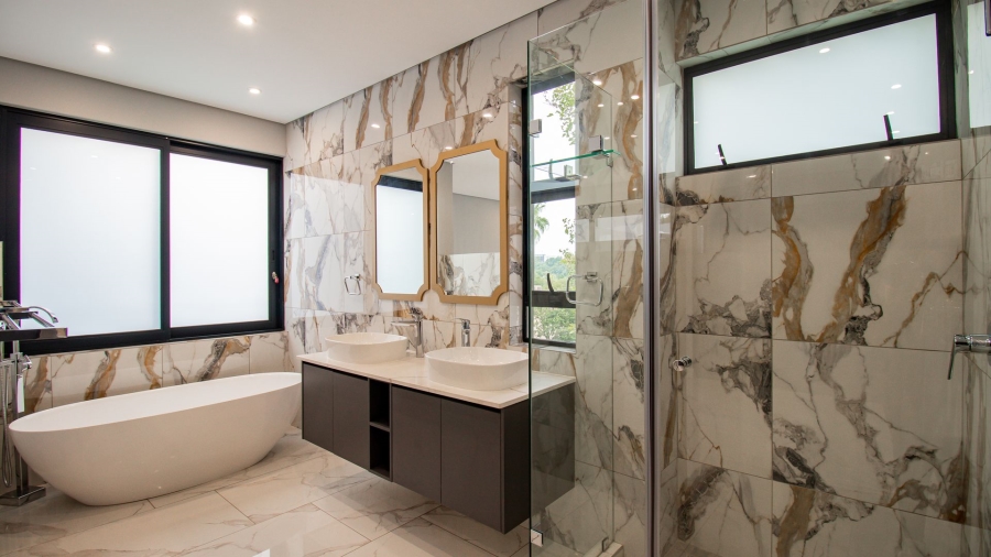 4 Bedroom Property for Sale in Morningside Manor Gauteng