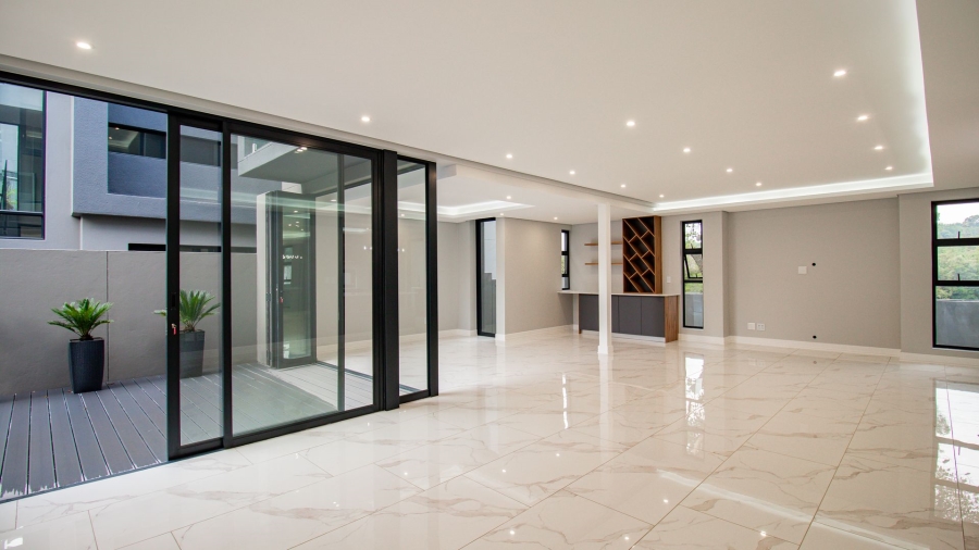 4 Bedroom Property for Sale in Morningside Manor Gauteng